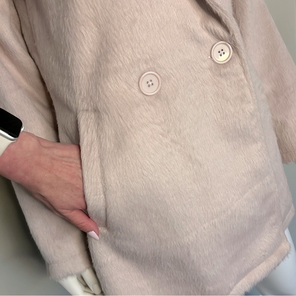 YMI faux fur blush pink coat - Picture 3 of 11